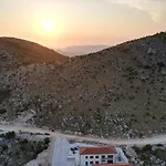 Apartment Dubrovnik Heights - Private Pool And Jacuzzi With Panorama View Ivanica