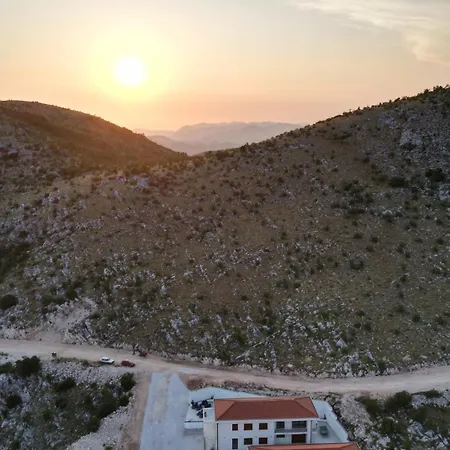 公寓 Dubrovnik Heights - Private Pool And Jacuzzi With Panorama View Ivanica