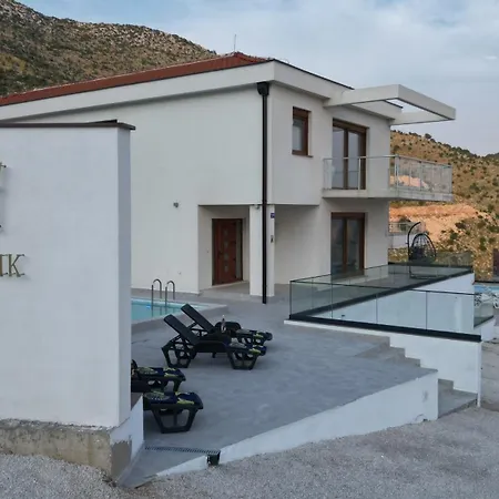 Dubrovnik Heights - Private Pool And Jacuzzi With Panorama View * Ivanica