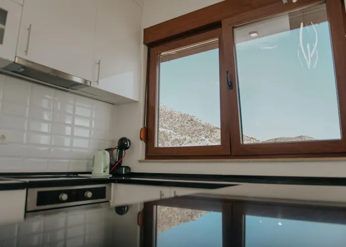 Dubrovnik Heights - Private Pool And Jacuzzi With Panorama View