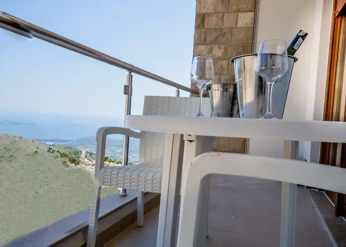 Dubrovnik Heights - Private Pool And Jacuzzi With Panorama View